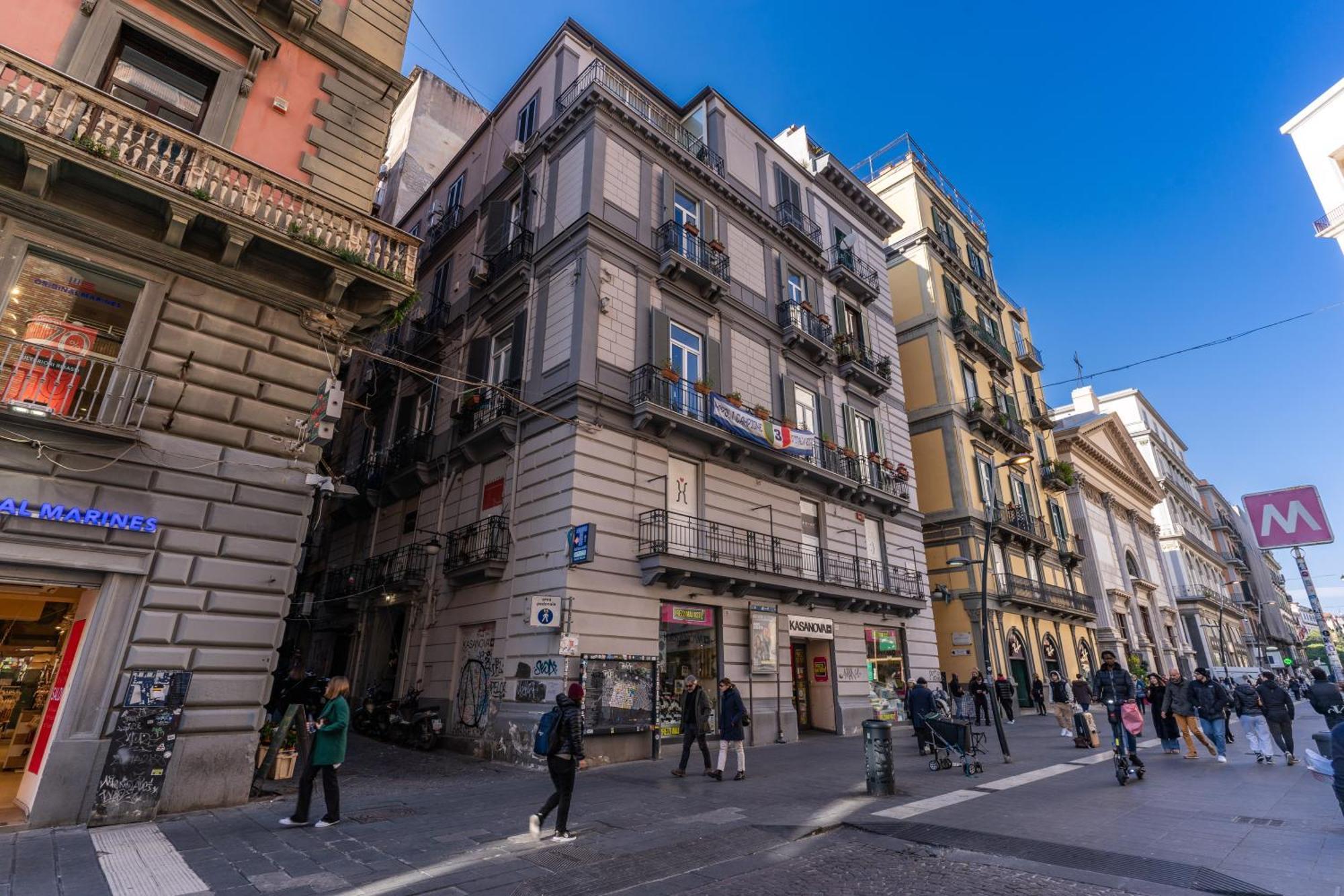 Due Porte A Toledo Napoli Eksteriør bilde